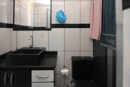 Apartamento à venda com 49m², 2 quartos e 1 vagaBanheiro do Quarto 2