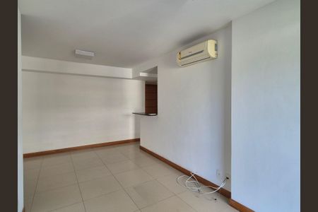 Sala de apartamento à venda com 3 quartos, 81m² em Recreio dos Bandeirantes, Rio de Janeiro