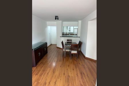 Sala de apartamento à venda com 2 quartos, 67m² em Vila Gomes, São Paulo
