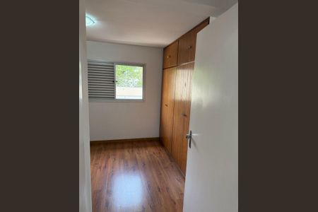 Quarto de apartamento à venda com 2 quartos, 67m² em Vila Gomes, São Paulo