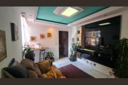 Sala  de apartamento à venda com 2 quartos, 43m² em Jardim Bom Clima, Guarulhos