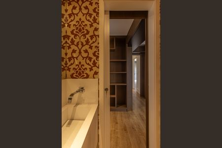 Apartamento à venda com 120m², 2 quartos e 3 vagas Apartamento à venda com 120m², 2 quartos e 3 vagasBanheiro Social