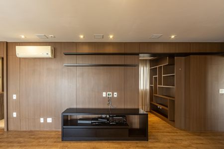 Apartamento à venda com 120m², 2 quartos e 3 vagas Apartamento à venda com 120m², 2 quartos e 3 vagasSala