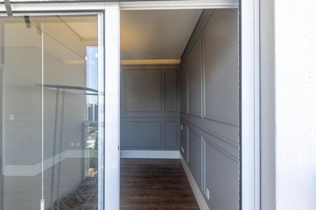 Apartamento à venda com 120m², 2 quartos e 3 vagas Apartamento à venda com 120m², 2 quartos e 3 vagasSacada da Suíte 2