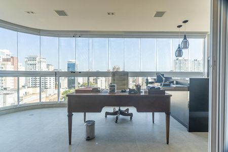 Apartamento à venda com 120m², 2 quartos e 3 vagas Apartamento à venda com 120m², 2 quartos e 3 vagasVaranda Gourmet
