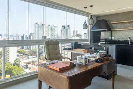 Apartamento à venda com 120m², 2 quartos e 3 vagas Apartamento à venda com 120m², 2 quartos e 3 vagasVaranda Gourmet