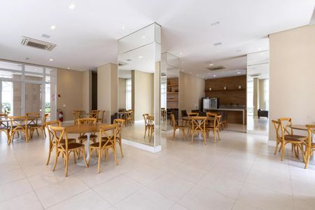 Apartamento à venda com 82m², 3 quartos e 1 vaga Apartamento à venda com 82m², 3 quartos e 1 vagaÁrea comum - Salão de festas