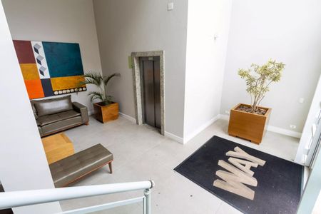 Apartamento à venda com 82m², 3 quartos e 1 vaga Apartamento à venda com 82m², 3 quartos e 1 vagaHall social