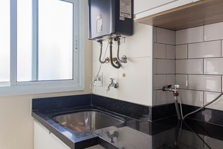 Apartamento à venda com 82m², 3 quartos e 1 vaga Apartamento à venda com 82m², 3 quartos e 1 vagaCozinha e Área de Serviço