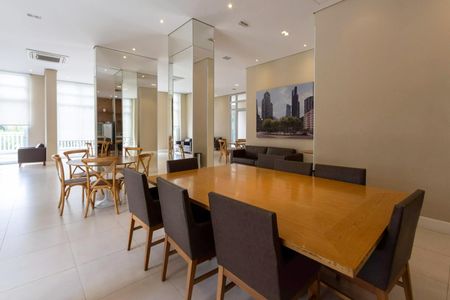 Apartamento à venda com 82m², 3 quartos e 1 vaga Apartamento à venda com 82m², 3 quartos e 1 vagaÁrea comum - Salão de festas