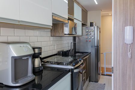 Apartamento à venda com 82m², 3 quartos e 1 vaga Apartamento à venda com 82m², 3 quartos e 1 vagaCozinha e Área de Serviço