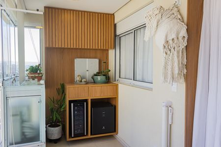 Apartamento à venda com 82m², 3 quartos e 1 vaga Apartamento à venda com 82m², 3 quartos e 1 vagaVaranda da Sala