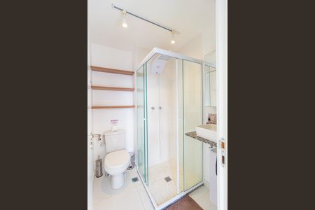 Banheiro de kitnet/studio para alugar com 1 quarto, 20m² em Brás, São Paulo