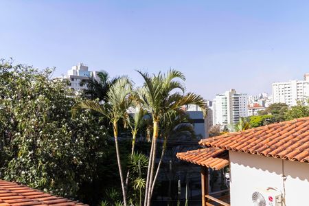 Casa para alugar com 341m², 4 quartos e 5 vagas Casa para alugar com 341m², 4 quartos e 5 vagasVista da sala