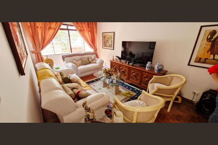 Foto 03 de casa à venda com 3 quartos, 154m² em Campo Belo, São Paulo