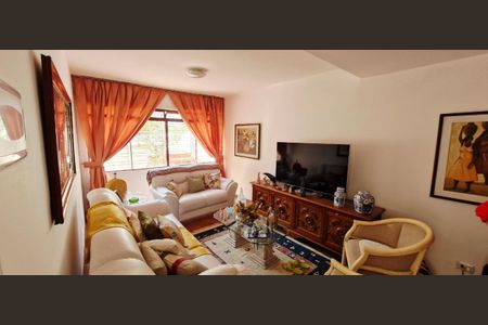 Casa à venda com 154m², 3 quartos e 2 vagas Casa à venda com 154m², 3 quartos e 2 vagasFoto 04