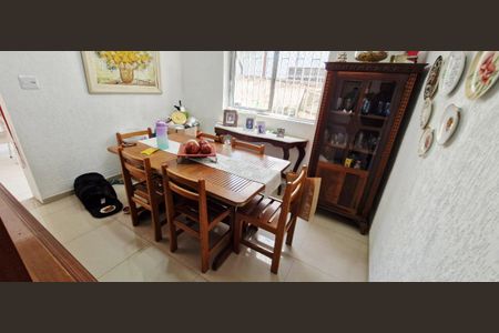 Casa à venda com 154m², 3 quartos e 2 vagas Casa à venda com 154m², 3 quartos e 2 vagasFoto 21