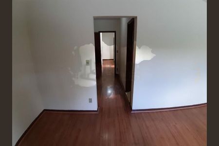 Foto 21 de casa à venda com 3 quartos, 280m² em Vila Gomes, São Paulo