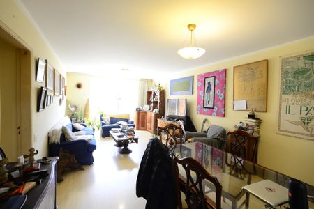 Apartamento à venda com 122m², 3 quartos e 1 vagaSala