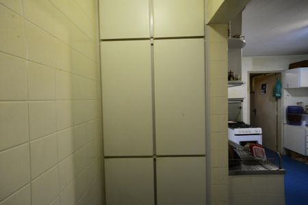 Apartamento à venda com 122m², 3 quartos e 1 vagaÁrea de Serviço