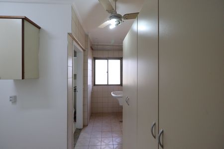 Apartamento para alugar com 92m², 3 quartos e 1 vagaÁrea de Serviço