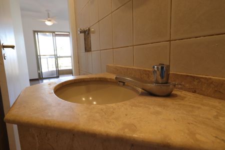 Apartamento para alugar com 92m², 3 quartos e 1 vagaLavabo