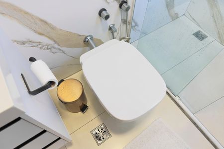 Apartamento para alugar com 130m², 3 quartos e 2 vagas Apartamento para alugar com 130m², 3 quartos e 2 vagasBanheiro da Suíte