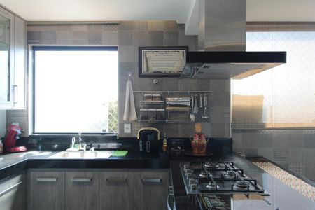 Apartamento à venda com 170m², 3 quartos e 2 vagasCozinha