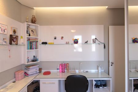 Apartamento à venda com 170m², 3 quartos e 2 vagasQuarto 1