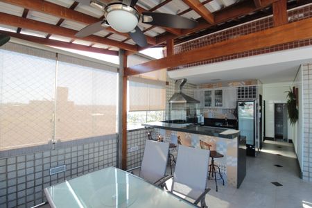 Apartamento à venda com 170m², 3 quartos e 2 vagasÁrea Gourmet