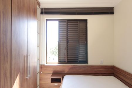 Apartamento à venda com 170m², 3 quartos e 2 vagasQuarto 2