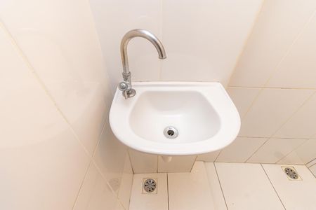 Casa à venda com 134m², 5 quartos e 2 vagasCasa 2 - Banheiro