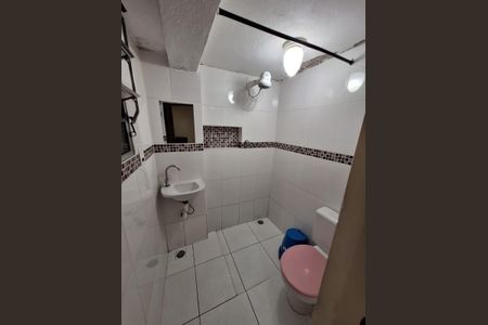 Casa à venda com 134m², 5 quartos e 2 vagasBanheiro 2