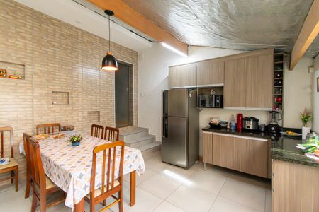 Casa à venda com 134m², 5 quartos e 2 vagasCozinha