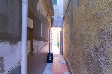 Casa à venda com 134m², 5 quartos e 2 vagasCorredor Externo