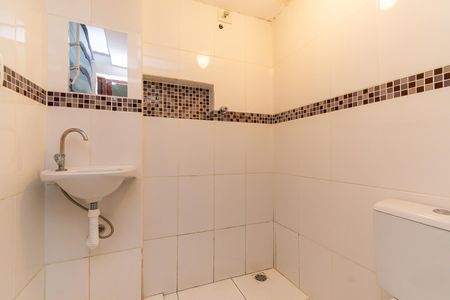 Casa à venda com 134m², 5 quartos e 2 vagasCasa 2 - Banheiro