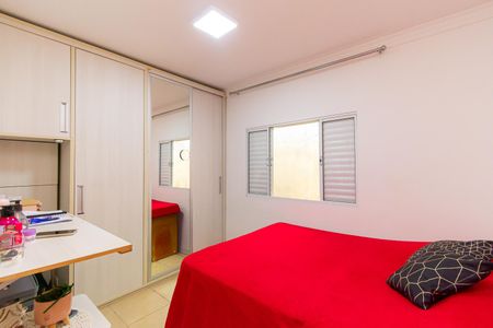 Casa à venda com 134m², 5 quartos e 2 vagasQuarto 3