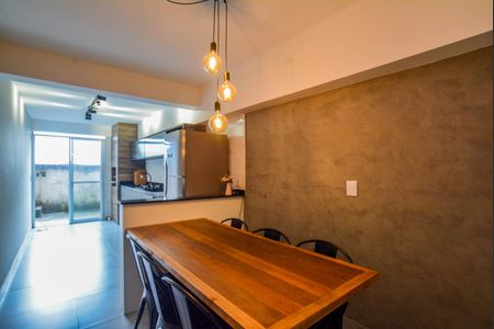 Apartamento à venda com 63m², 2 quartos e 1 vaga Apartamento à venda com 63m², 2 quartos e 1 vagaÁrea gourmet