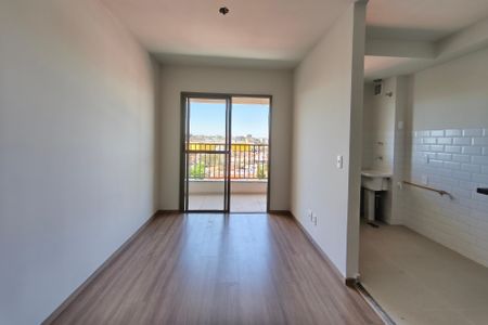 Sala de apartamento à venda com 3 quartos, 65m² em Parque Industrial, Campinas