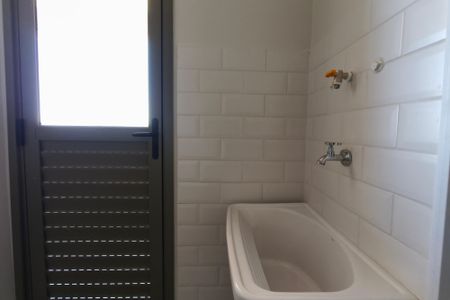 Apartamento à venda com 65m², 3 quartos e 1 vagaÁrea de Serviço