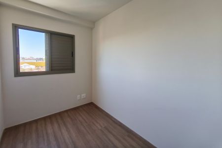 Apartamento à venda com 65m², 3 quartos e 1 vagaQuarto 2