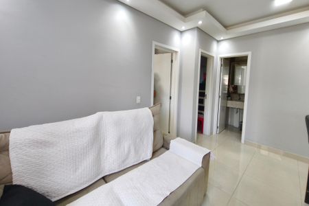 Sala de apartamento para alugar com 2 quartos, 41m² em Jardim Ipaussurama, Campinas