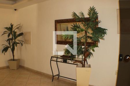 Apartamento à venda com 60m², 2 quartos e 1 vagaHall de entrada