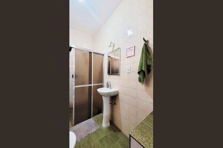 Casa à venda com 997m², 5 quartos e 8 vagas Casa à venda com 997m², 5 quartos e 8 vagasBanheiro da Suíte da Edicula