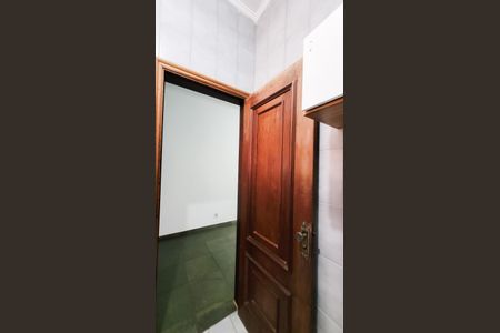 Casa à venda com 997m², 5 quartos e 8 vagas Casa à venda com 997m², 5 quartos e 8 vagasBanheiro da Suíte 1