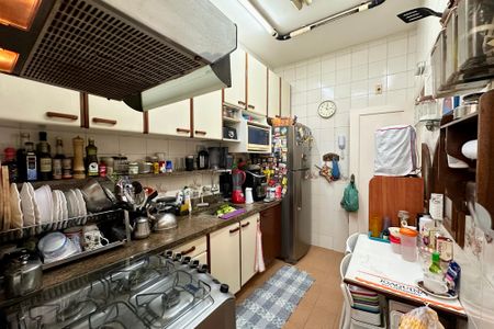 Apartamento à venda com 81m², 2 quartos e sem vagaCozinha