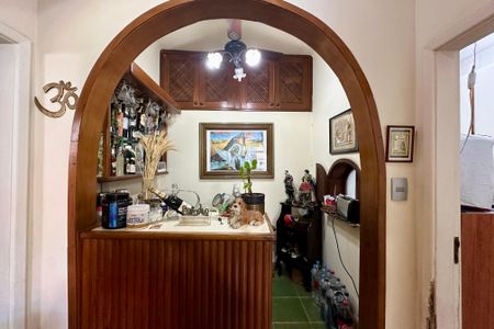 Apartamento à venda com 81m², 2 quartos e sem vagaSala