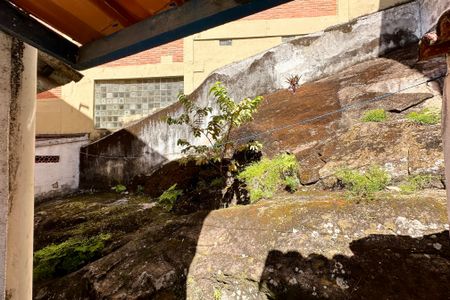 Apartamento à venda com 81m², 2 quartos e sem vagaÁrea externa comum