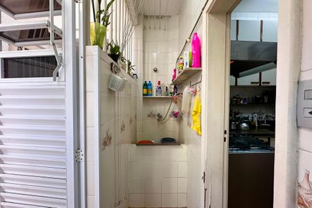 Apartamento à venda com 81m², 2 quartos e sem vagaÁrea de Serviço