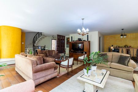 Casa à venda com 450m², 5 quartos e 6 vagasSala de Estar